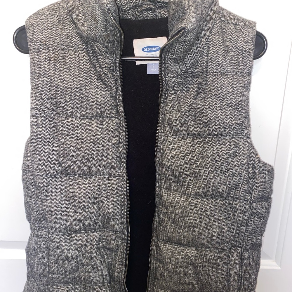 Old Navy Grey Herringbone Vest - Size Small